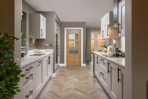 Photo 19- click for photo gallery